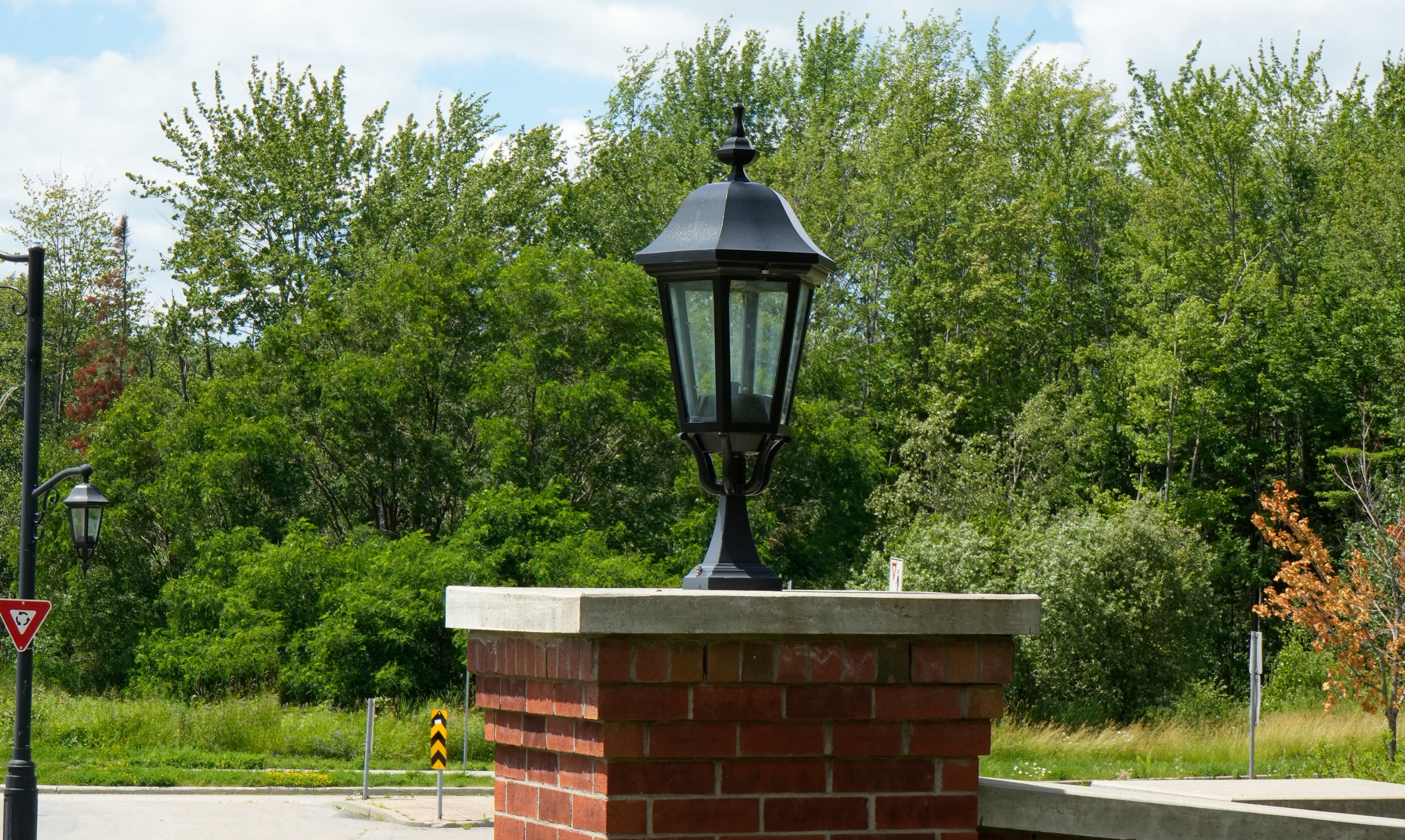 Commercial - Florence - Pedestal