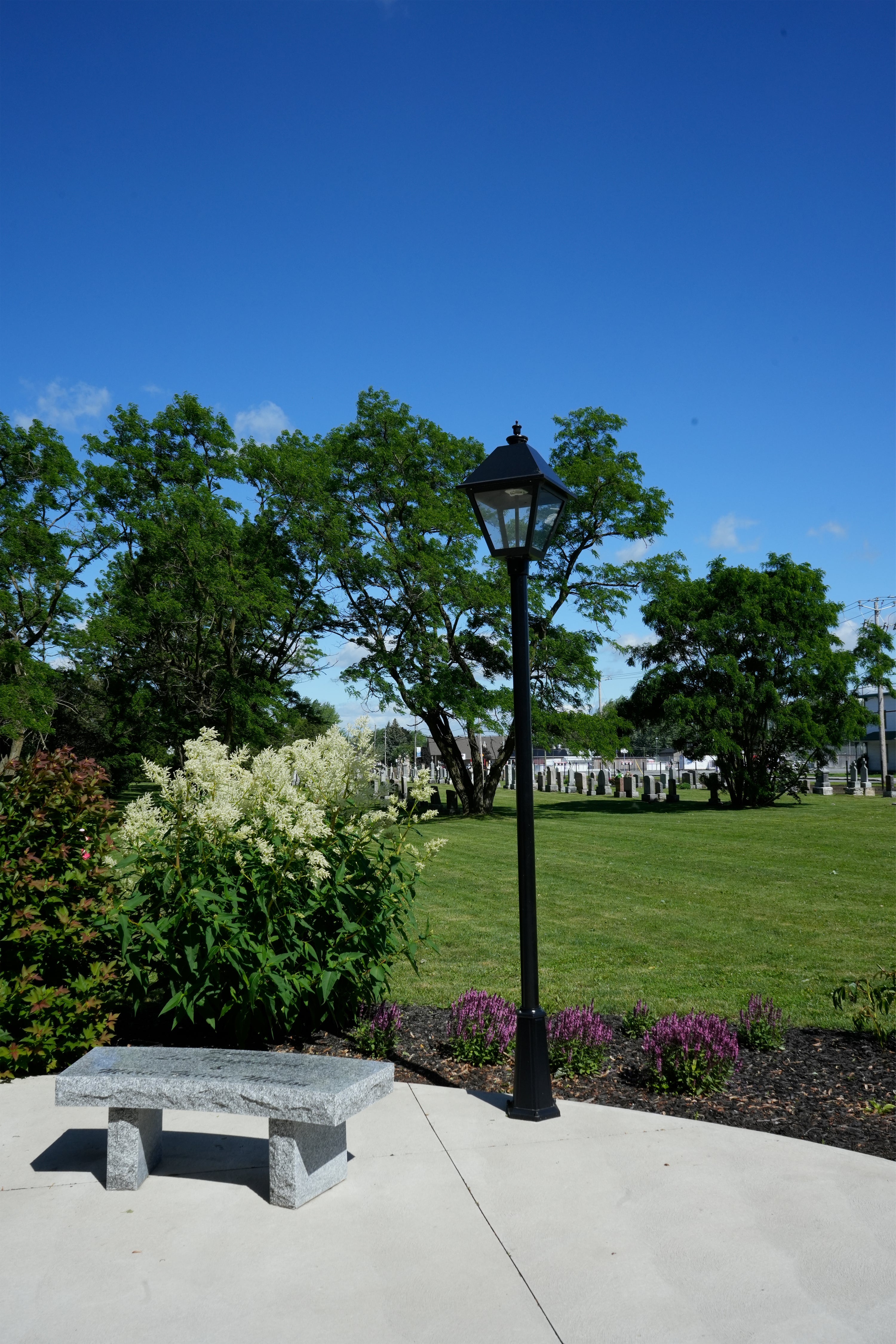 Commercial - Vimont VT - Pole [VT10]